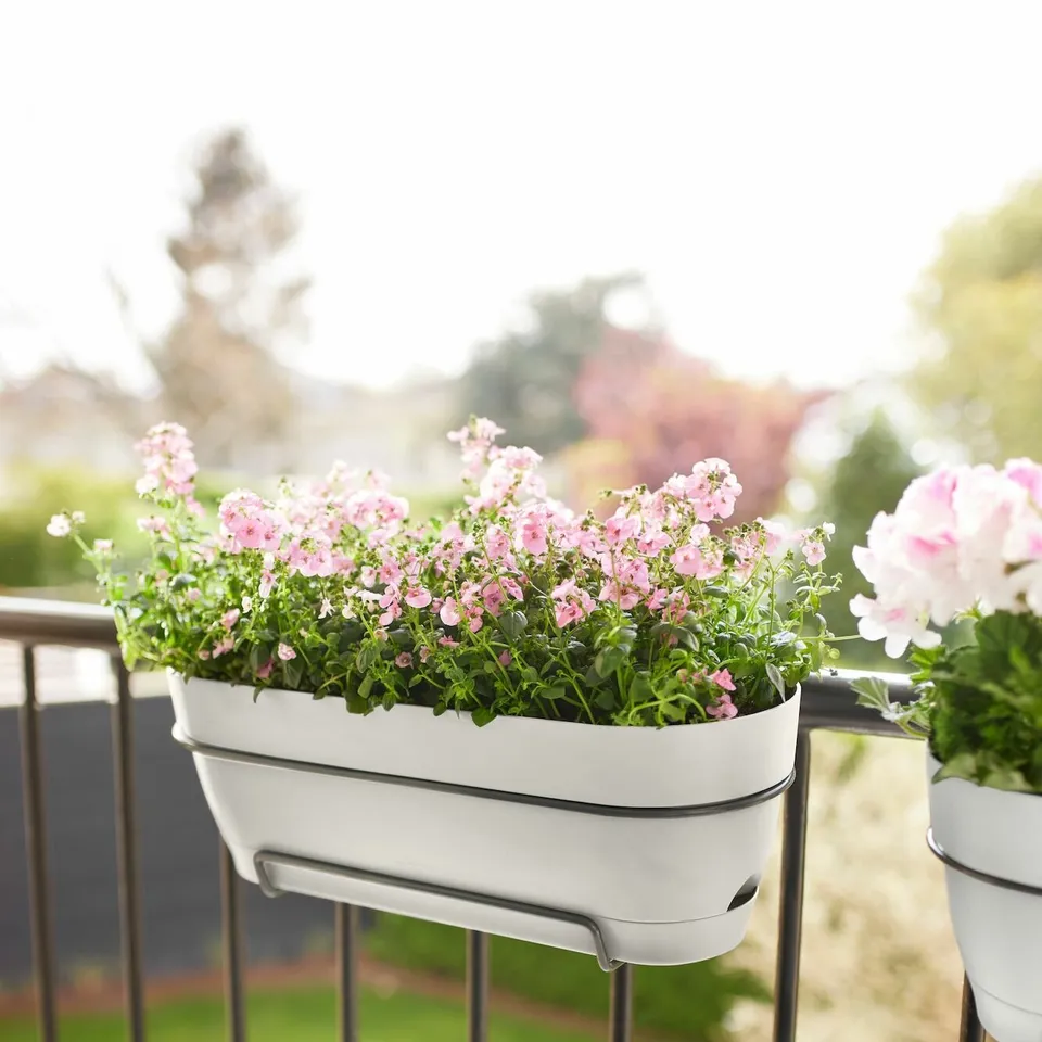 Bakker Vibia Campana jardinière blanc mat 50cm plastique balcon