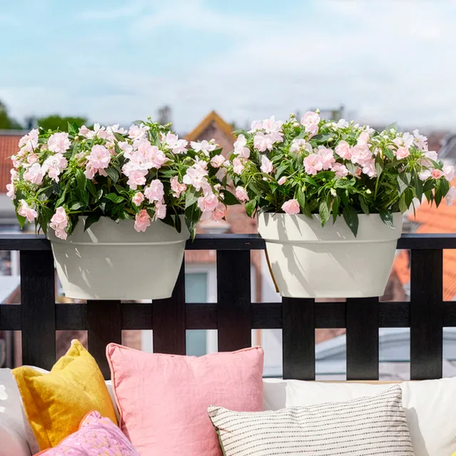 Bakker Vibia Campana Flower Bridge jardinière blanche 40cm