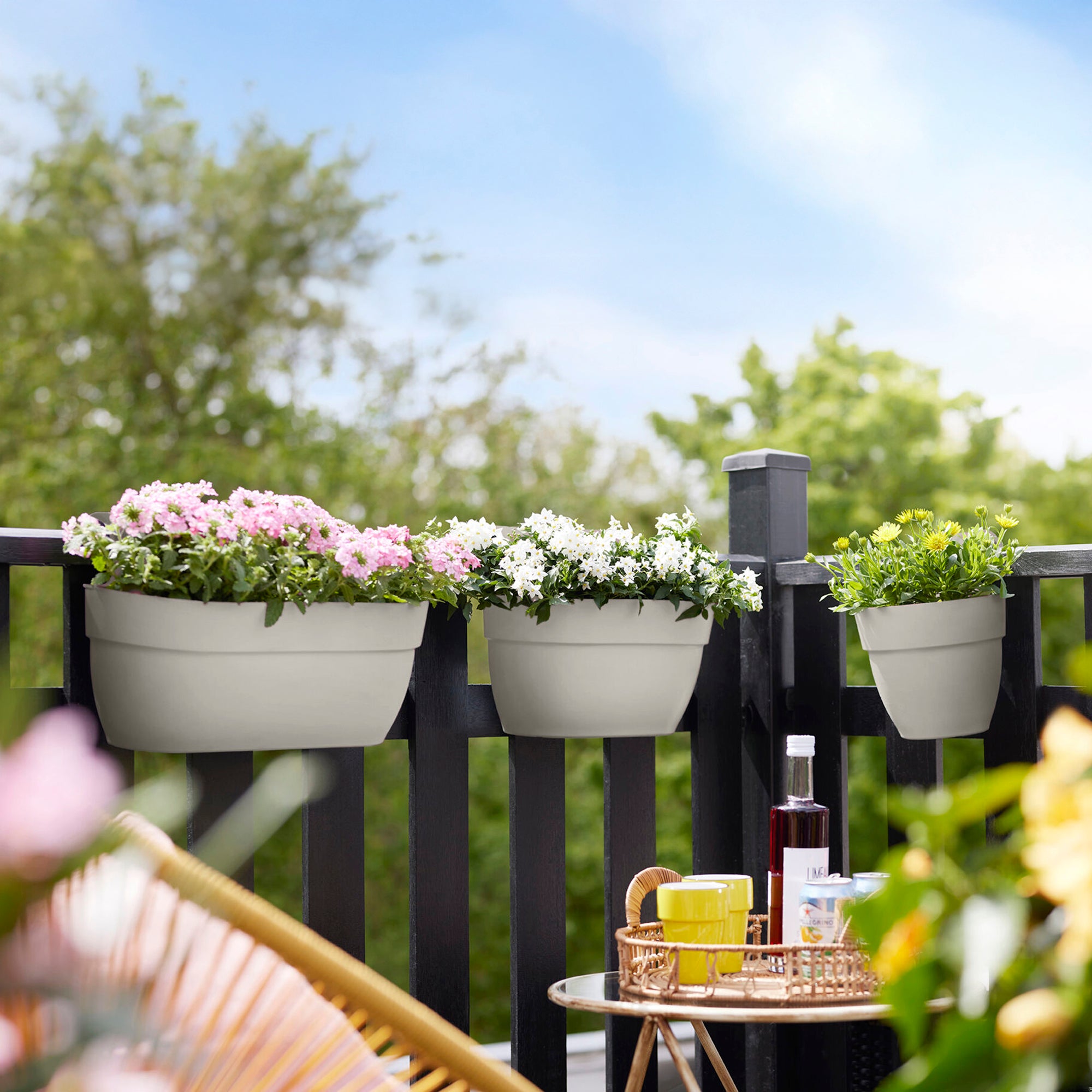 Bakker Vibia Campana jardinière balcon blanc soie 46cm