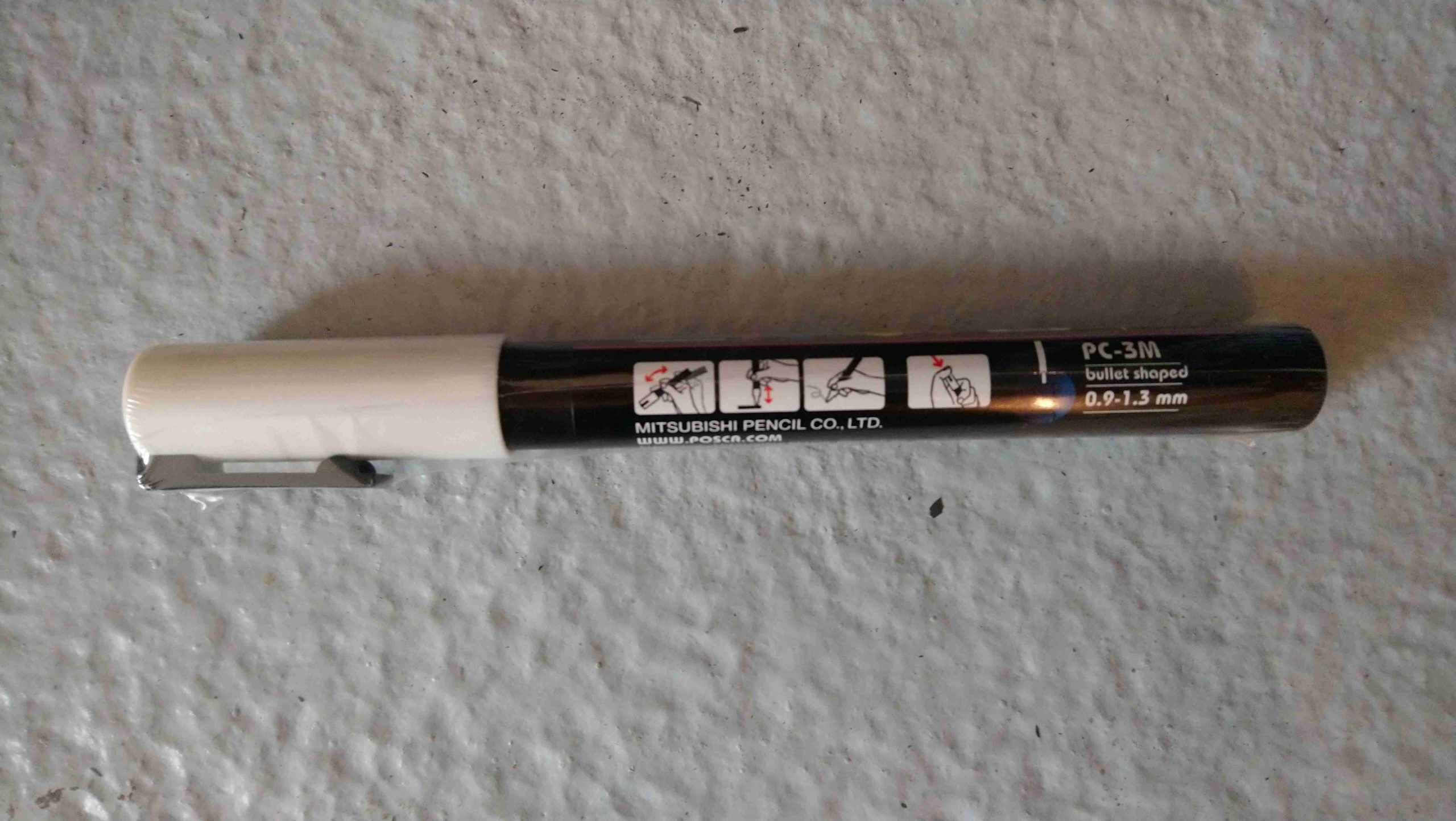 Les Hortensias du Haut Bois Crayon spécial ardoise blanc étiquette